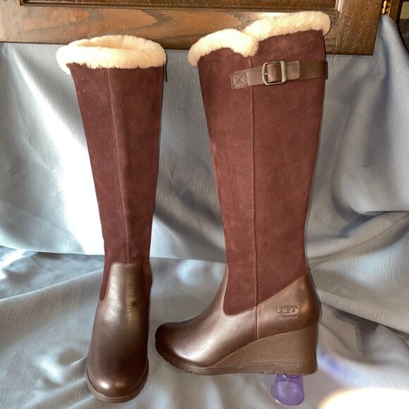 UGG Stout Waterproof Suede & Leather Wedge Boot MISCHA S/N 1013887 Womens 8 REAL - Picture 1 of 16